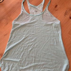 Lululemon tank